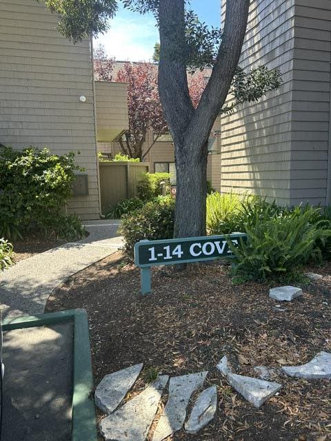 4 COVE Lane - Photo 1 of 8
