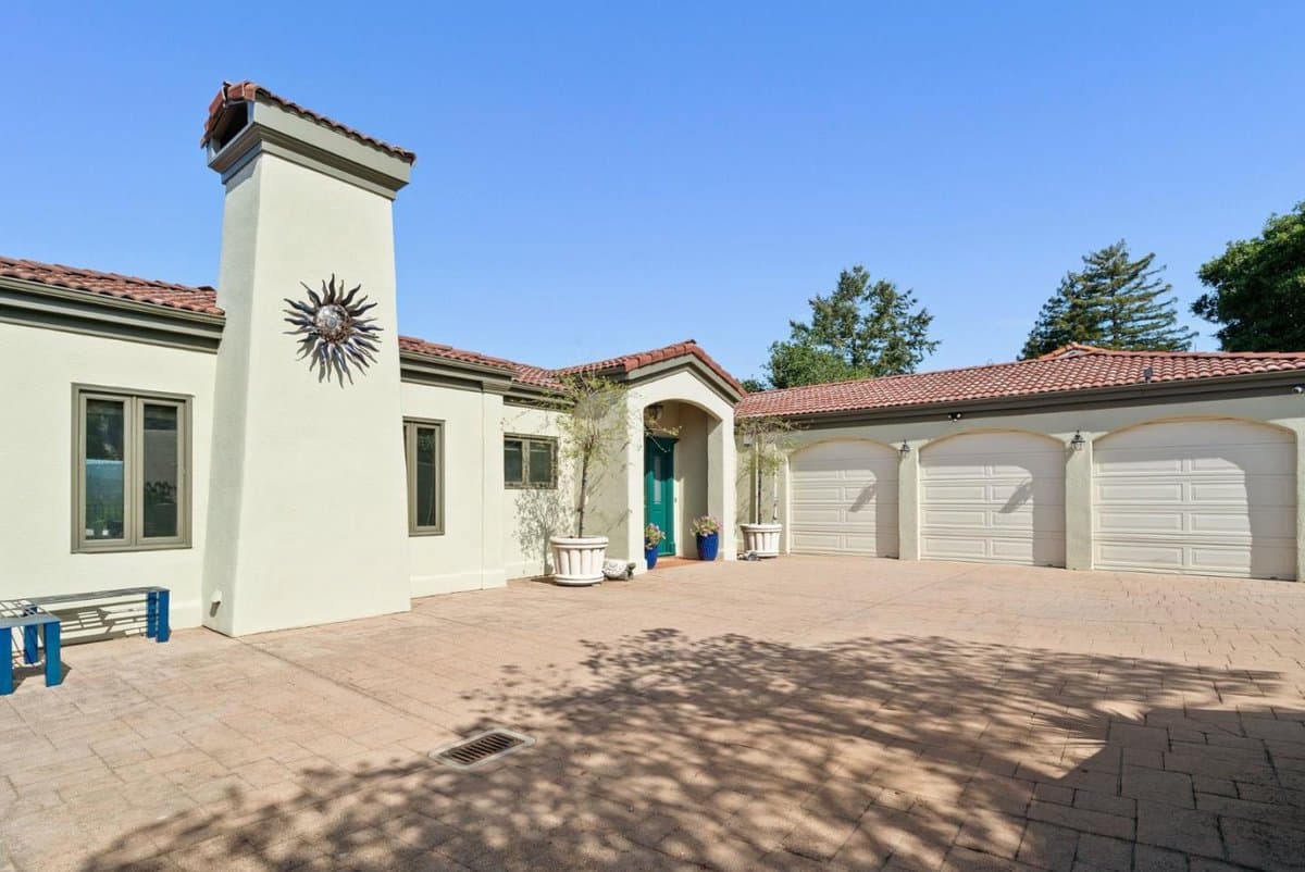 17 Kite Hill Road - Photo 2