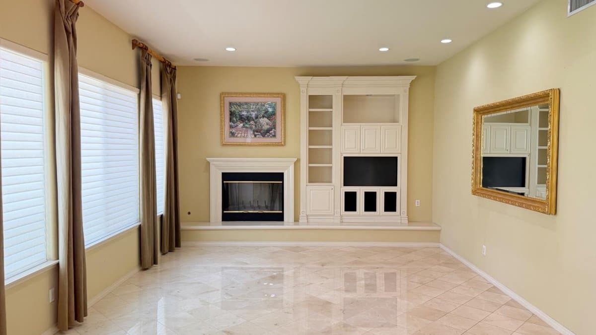 1393 Bellavista Drive - Photo 4