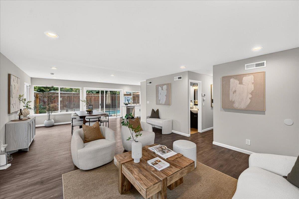 202 Vineyard Drive - Photo 4