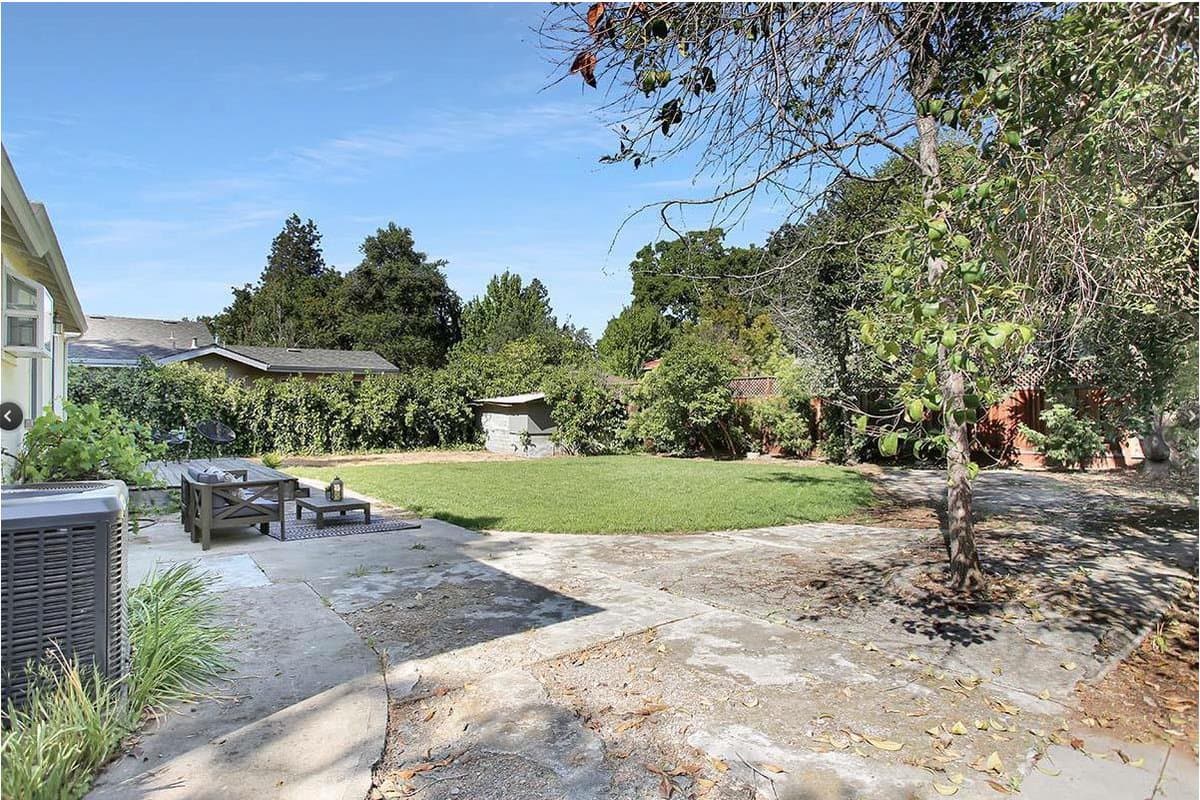 1465 Grant Road - Photo 4