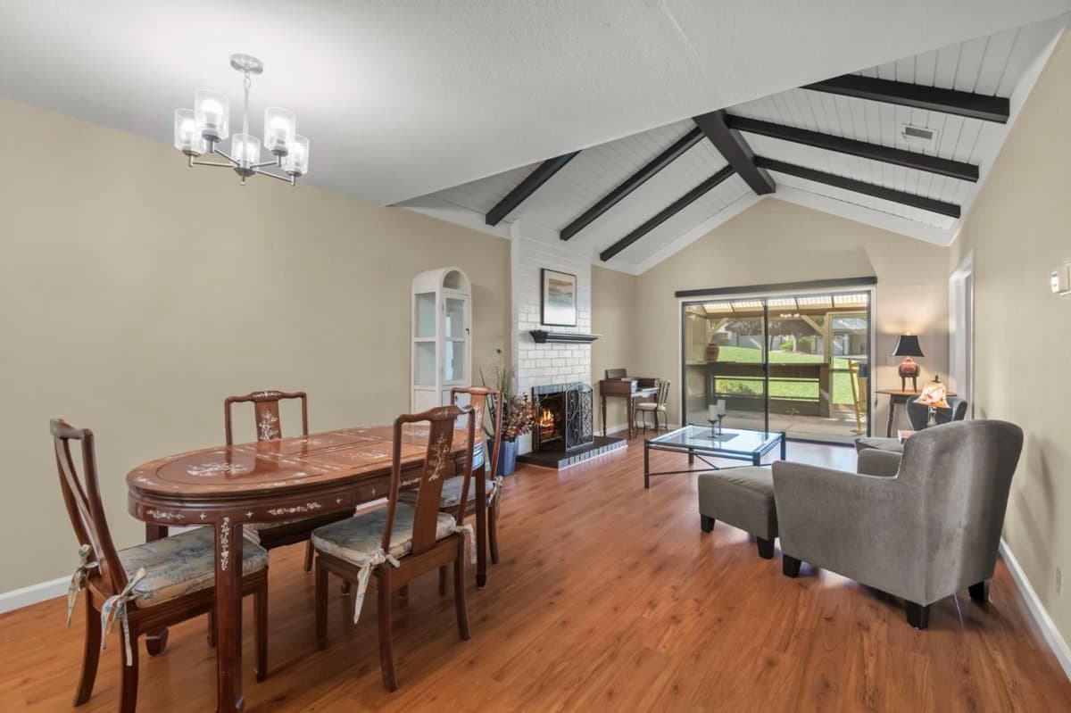 6119 Montgomery Court - Photo 3