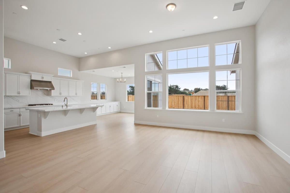 3090 Arroyo Drive - Photo 2