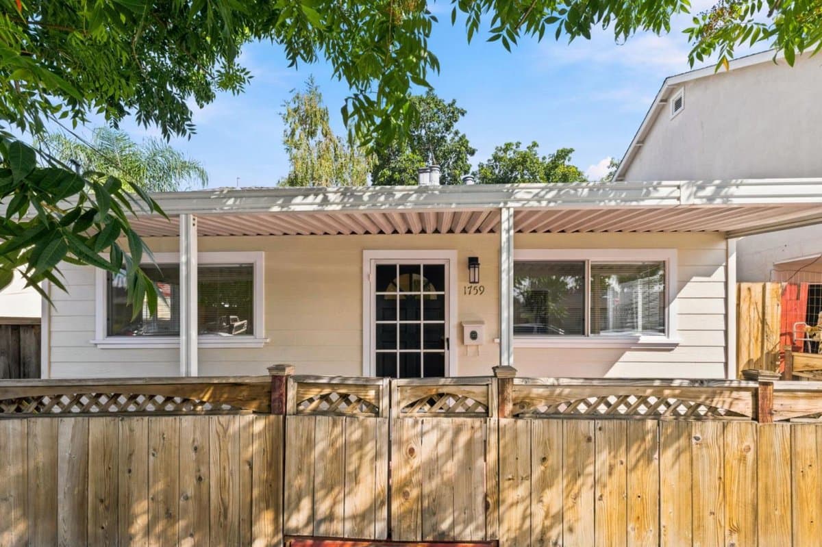 1759 Scott Street - Photo 5