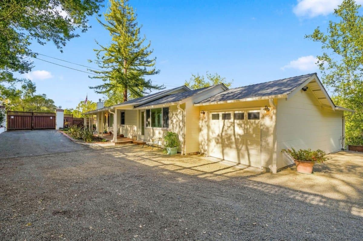 18065 Soda Springs Road - Photo 2