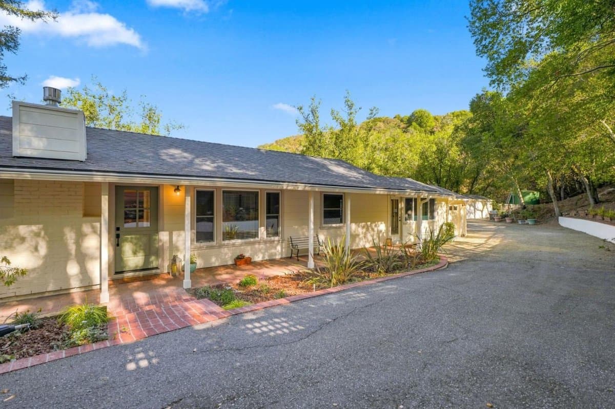 18065 Soda Springs Road - Photo 3