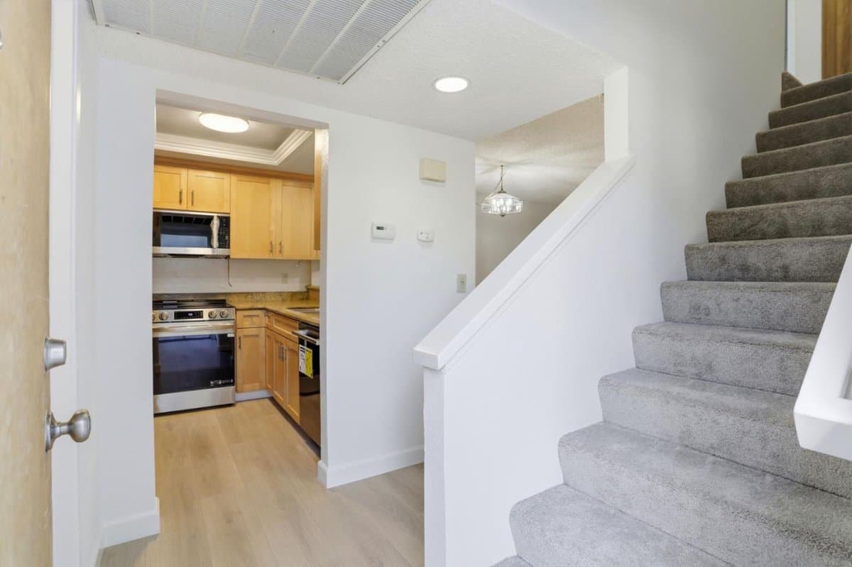 1028 Summermist Court - Photo 4