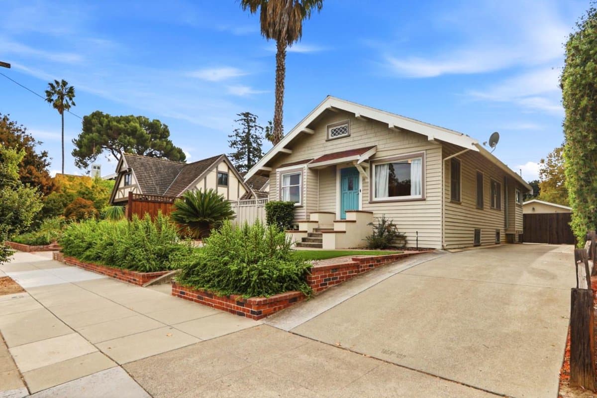 449 South 16th Street - Photo 3