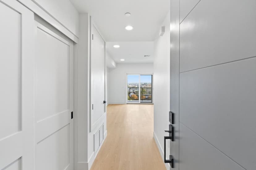 560 El Camino Real #206 - Photo 1 of 8