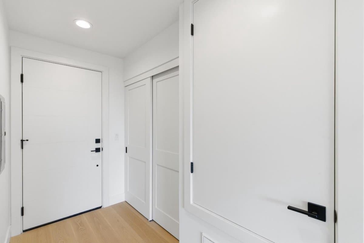 560 El Camino Real #206 - Photo 2