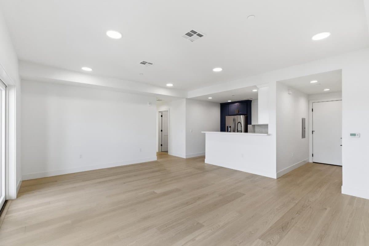 560 El Camino Real #206 - Photo 5