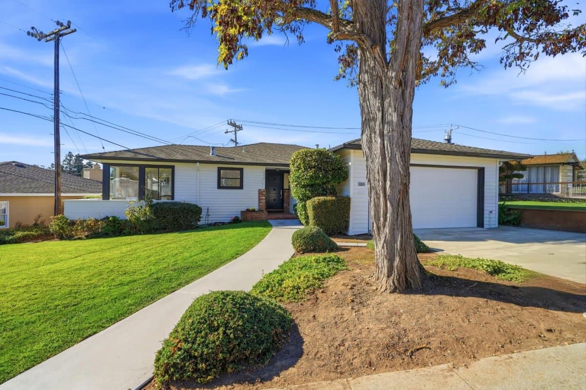 1314 Woodland Drive - Photo 2