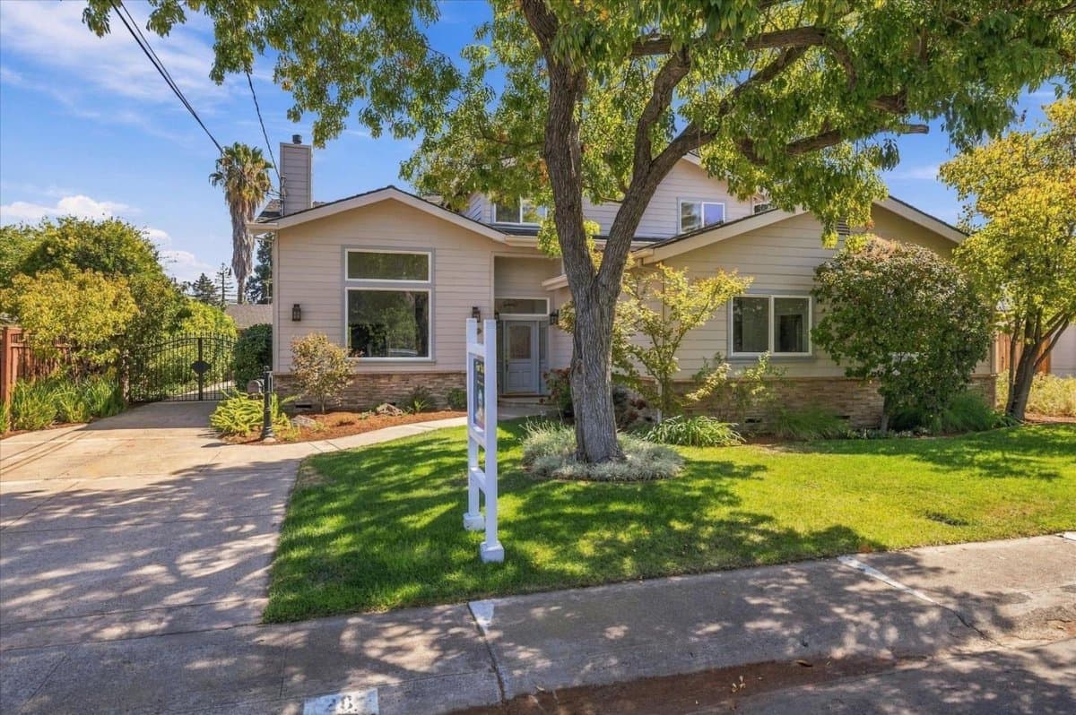 28 Hunt Way - Photo 2