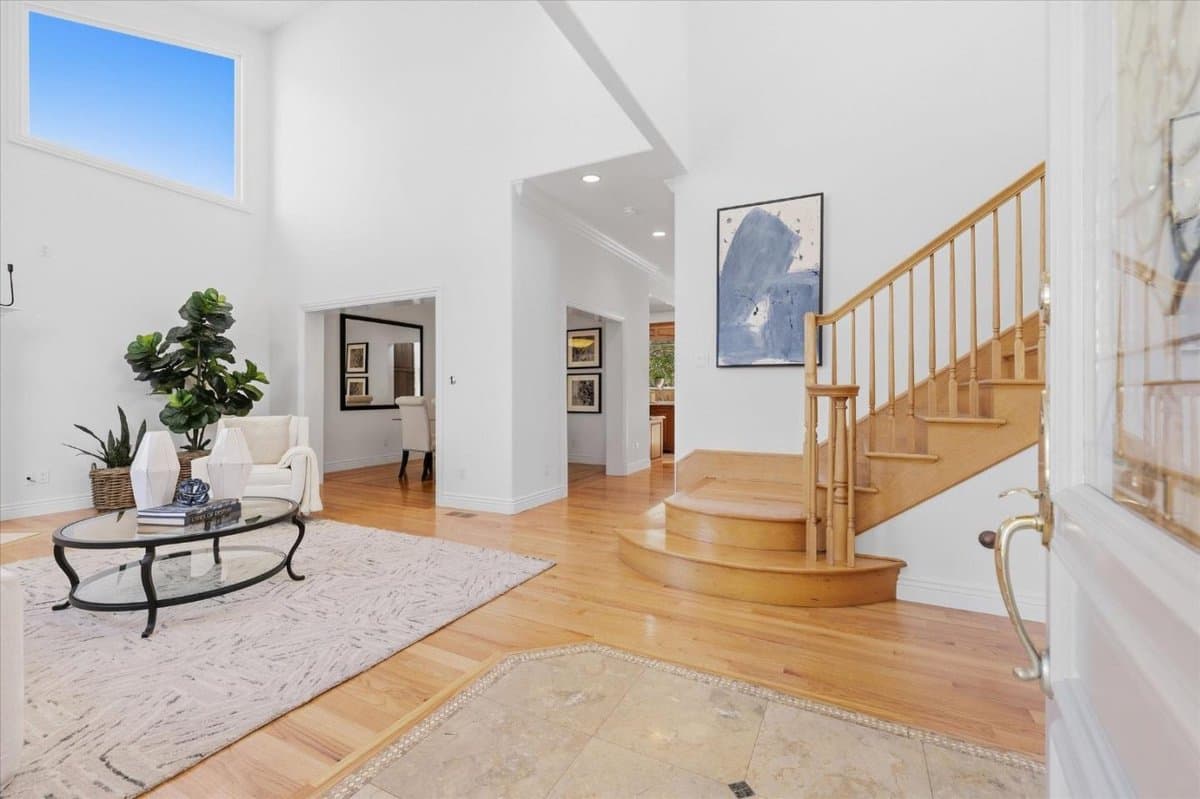 28 Hunt Way - Photo 5