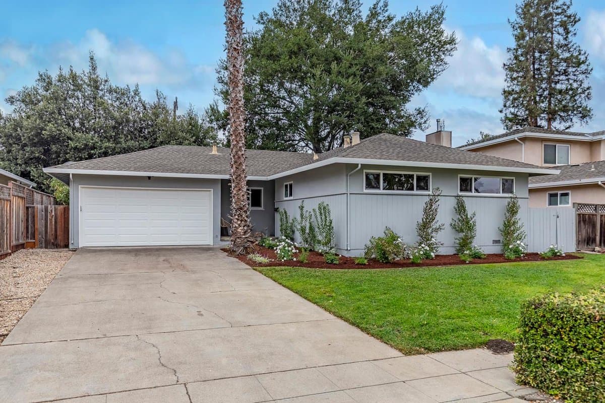 1256 Susan Way - Photo 1