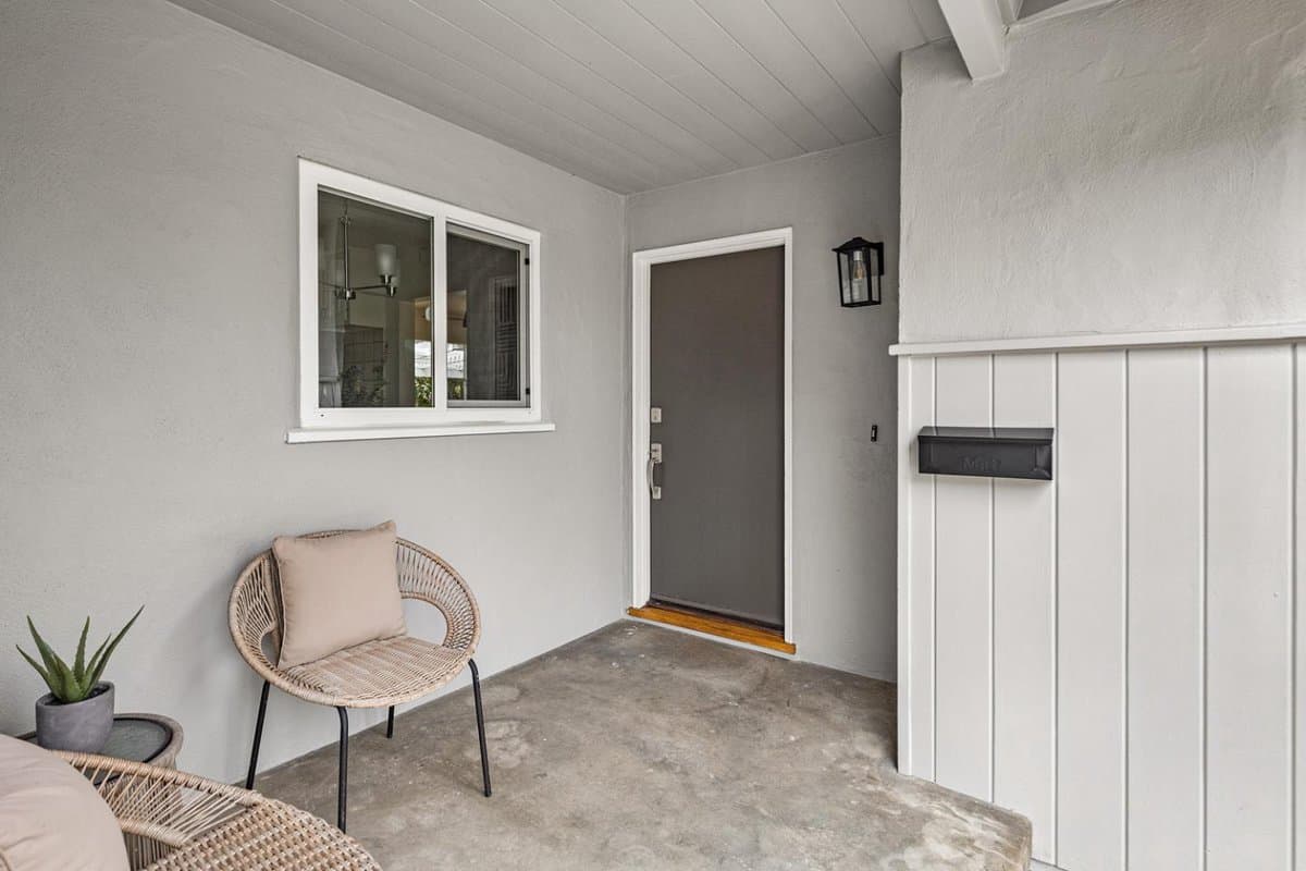 1256 Susan Way - Photo 2