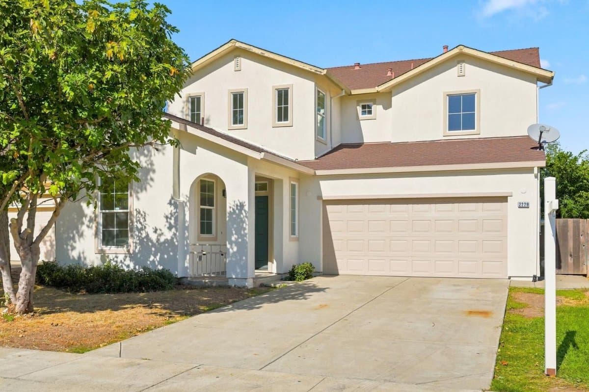 2229 Country Oak Lane - Photo 1