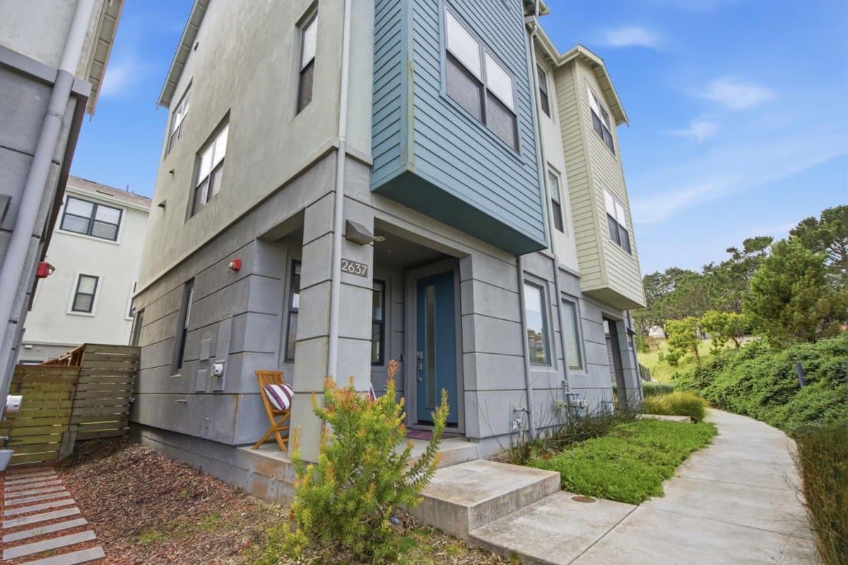 2637 Bantry Court - Photo 3
