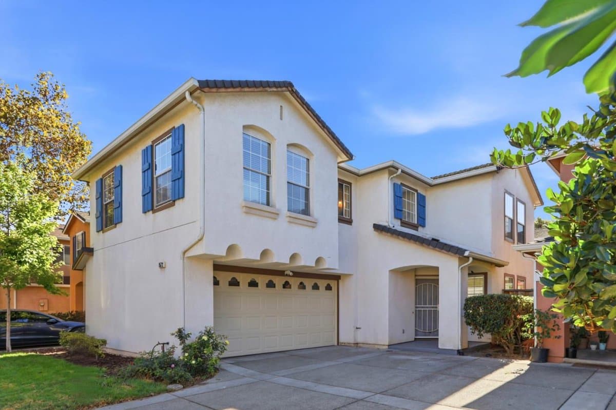 1572 Firestone Loop - Photo 1