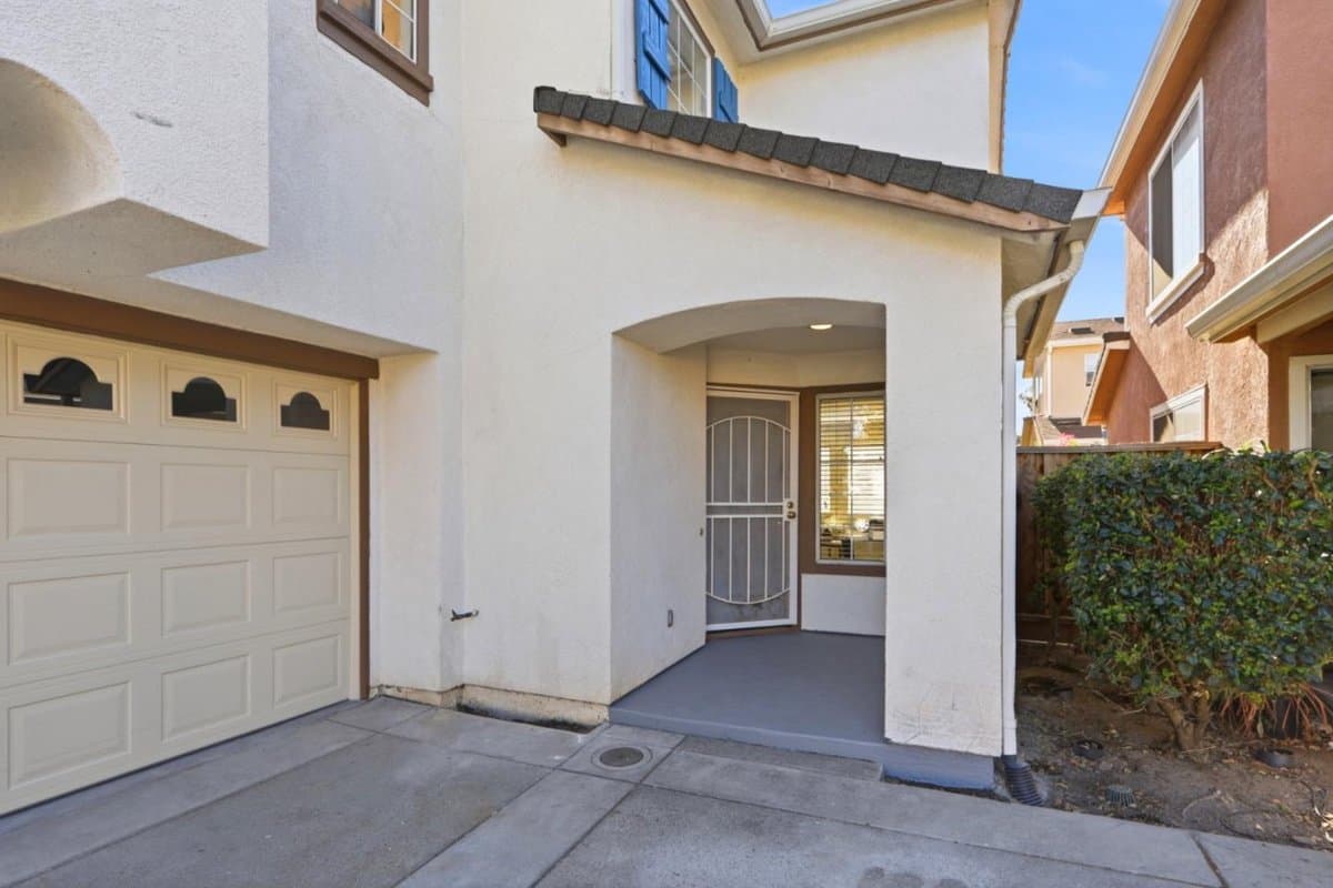 1572 Firestone Loop - Photo 2
