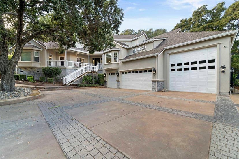 1925 Mantelli Drive - Photo 1 of 8
