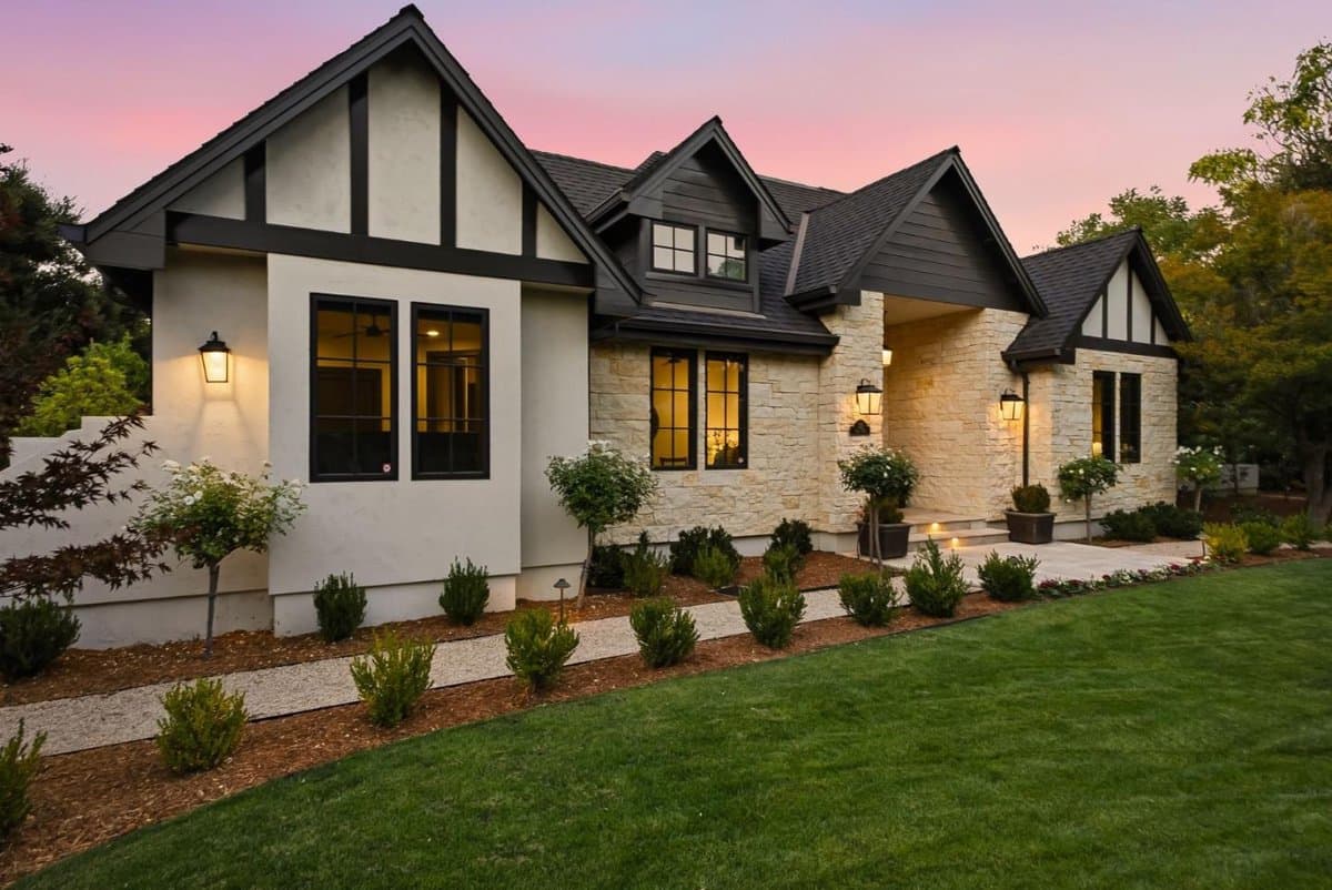 29 Nora Way - Photo 2