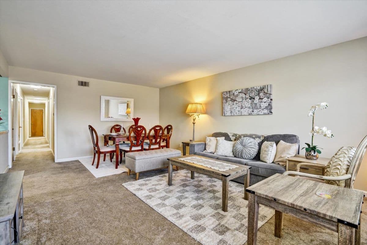 831 Wagoner Drive - Photo 3