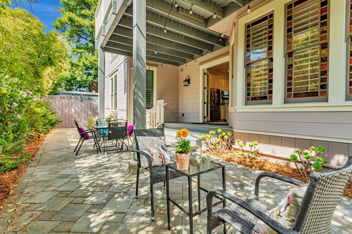 512 2nd Street - Photo 2