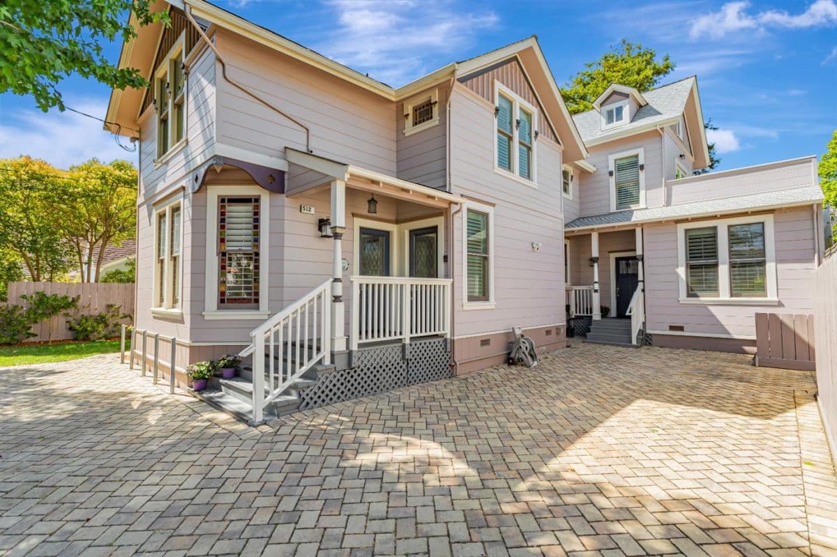 512 2nd Street - Photo 3