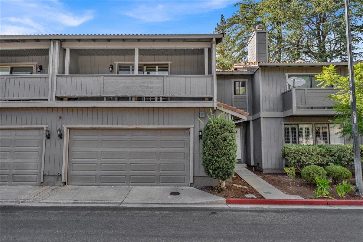 103 Hooke Lane - Photo 1