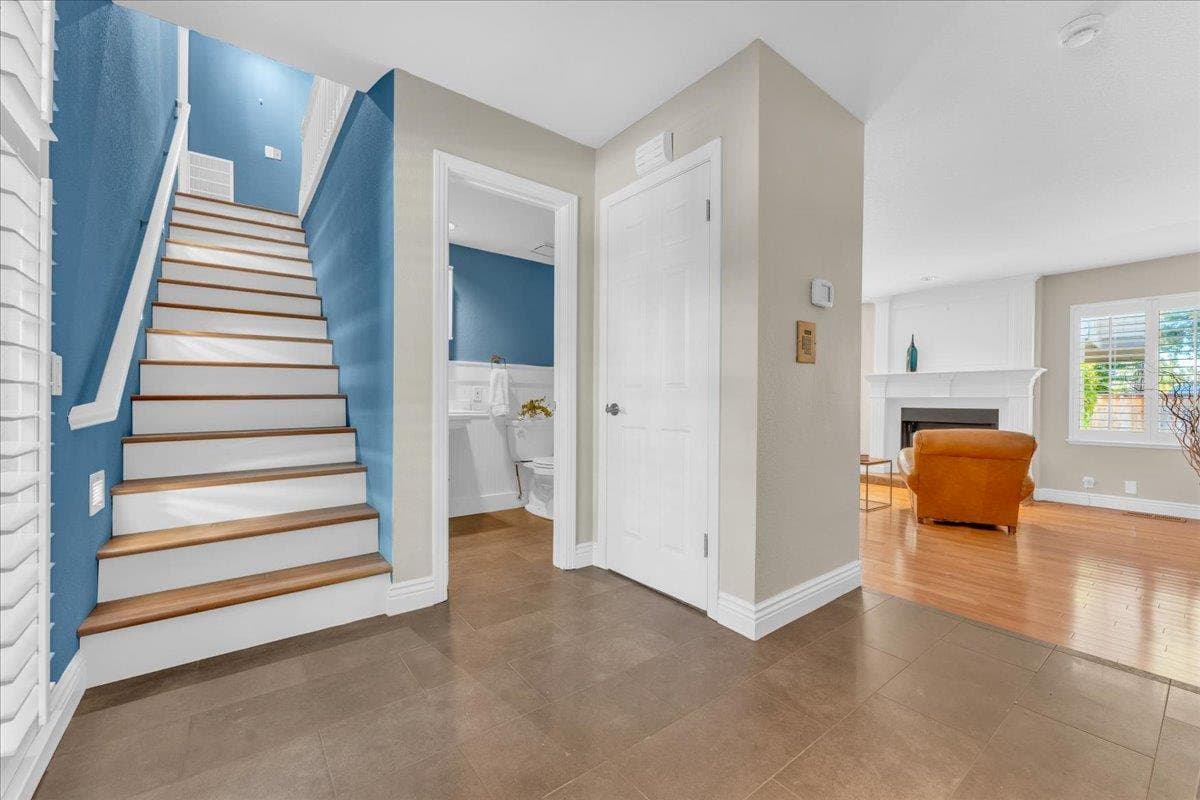103 Hooke Lane - Photo 2