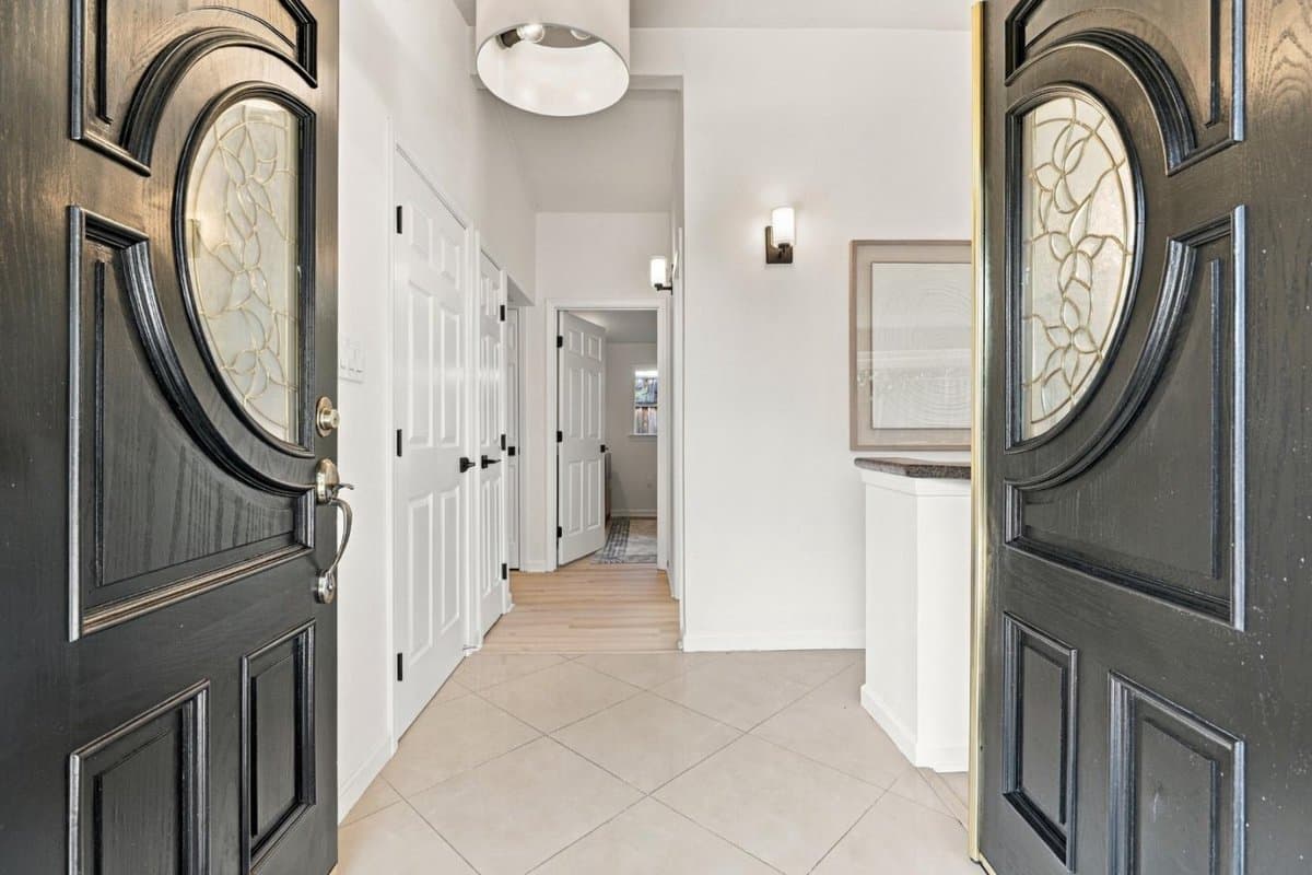 4195 Park Boulevard - Photo 5