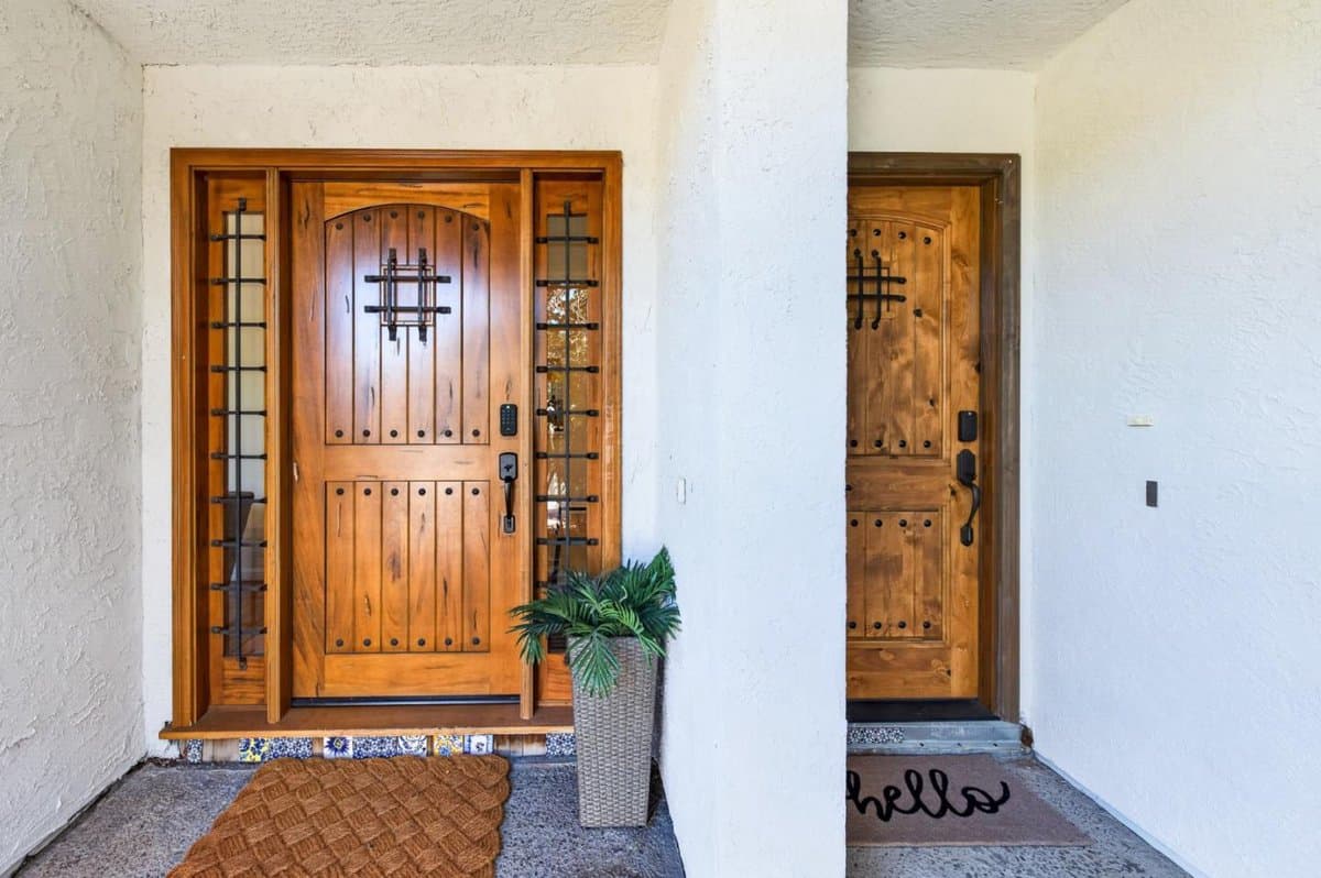 6543 Skyfarm Drive - Photo 4