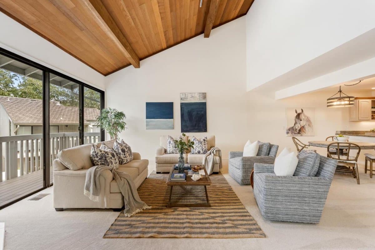 28088 Barn Court - Photo 4