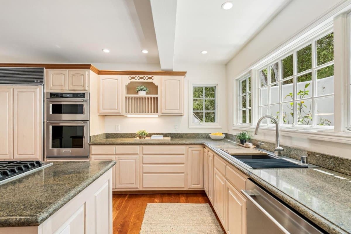 28088 Barn Court - Photo 5
