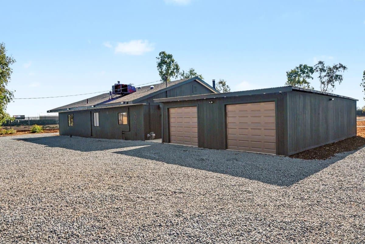22496 Avenue 18 3/4 - Photo 3