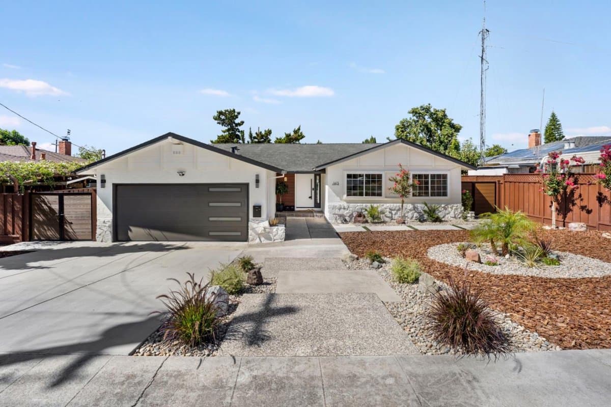 1475 Cliff Drive - Photo 1