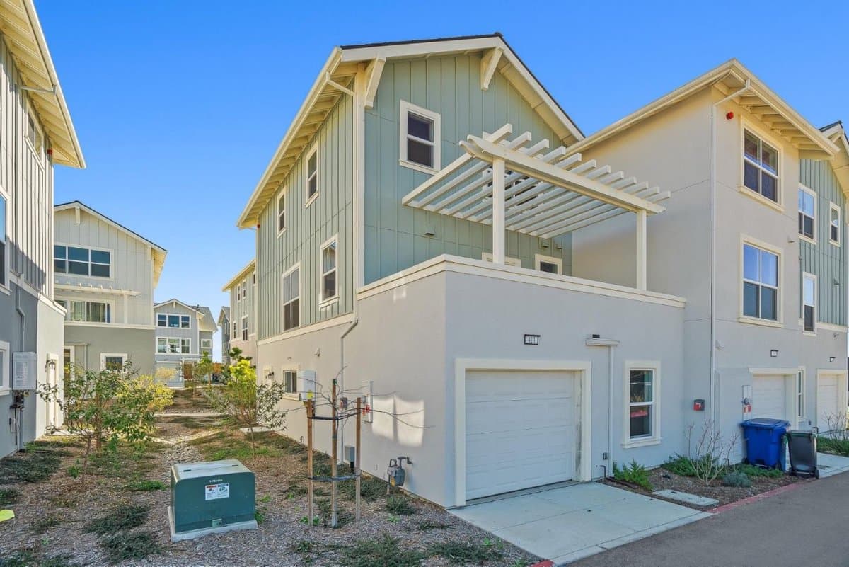 413 Annie Drive - Photo 4