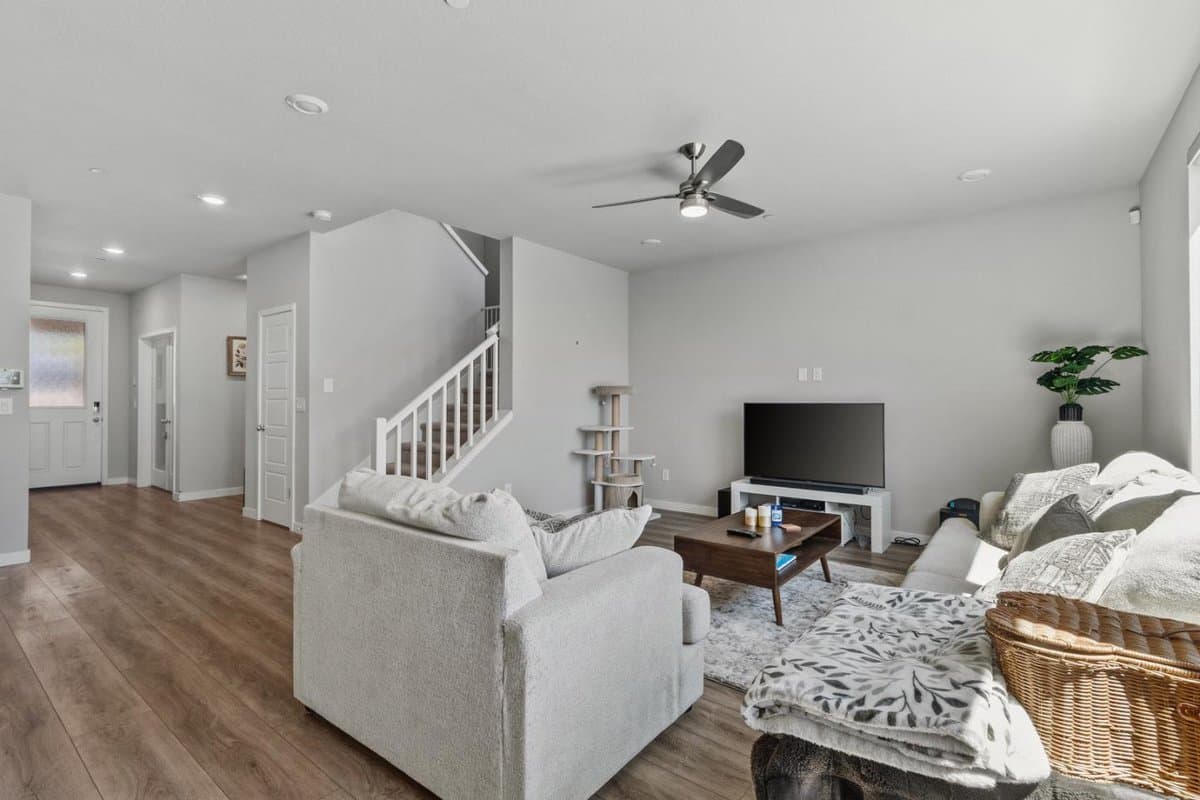 12101 Mircado Way - Photo 4