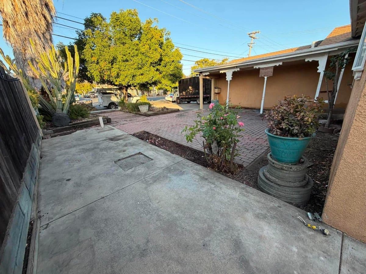185 North White Road - Photo 1
