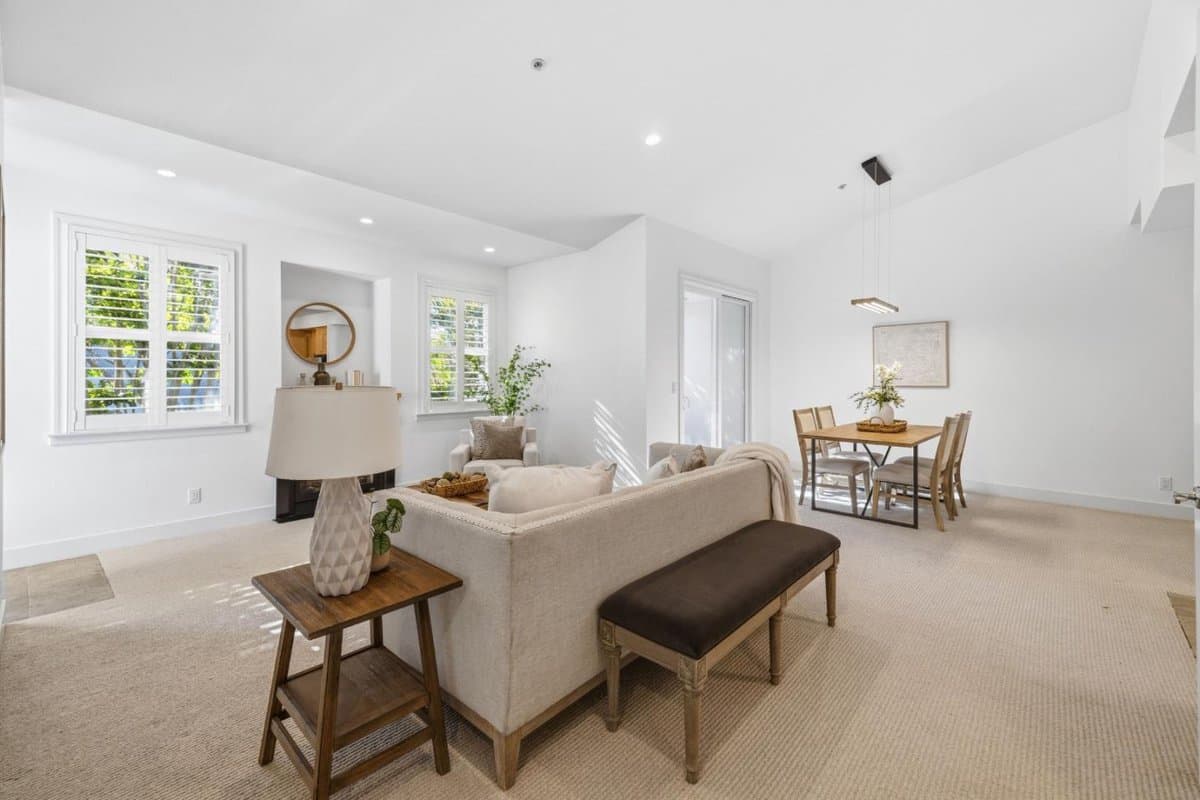 208 Bay Street #H - Photo 3