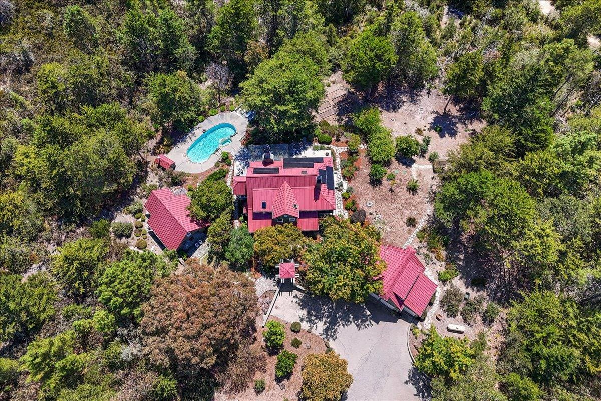 1035 Martin Road - Photo 4