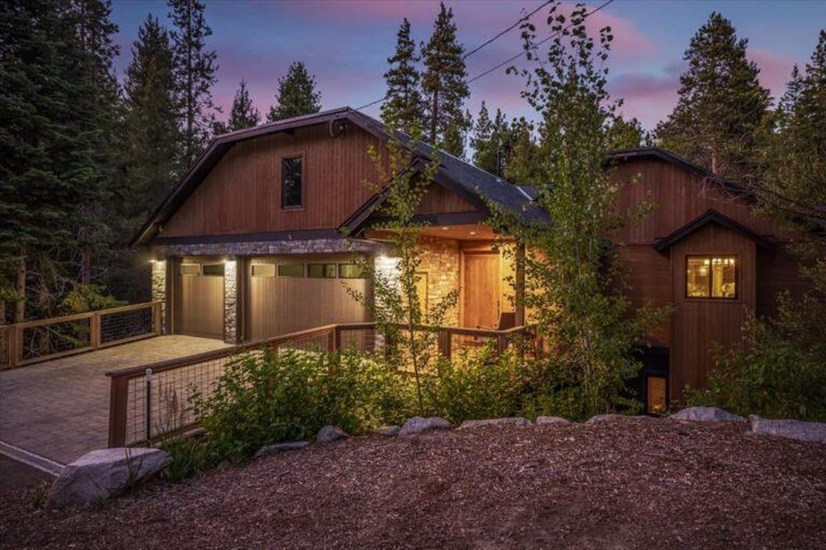 2366 Highlands Drive - Photo 5