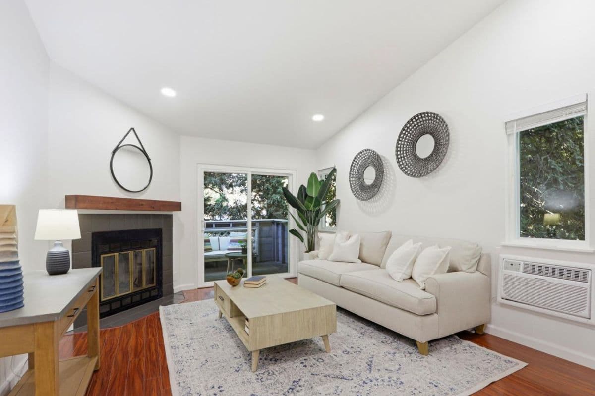 1547 Four Oaks Circle - Photo 1