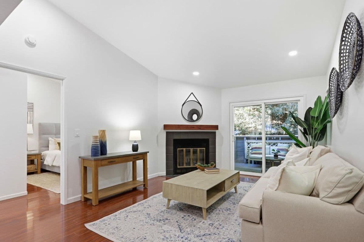 1547 Four Oaks Circle - Photo 2