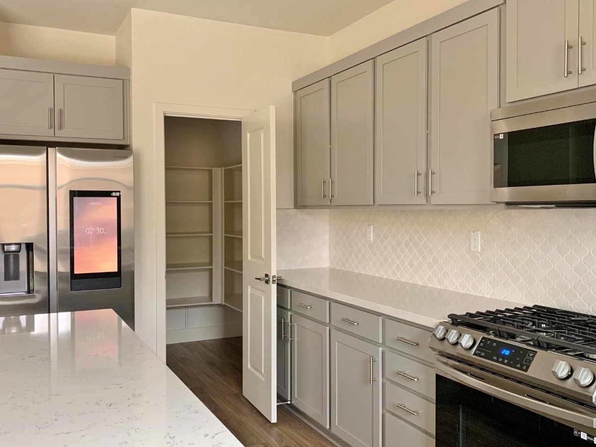 2130 Brighton Drive - Photo 3