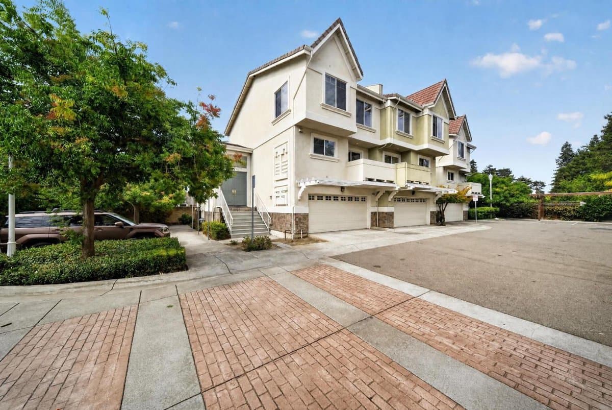 38251 Eggers Common - Photo 3