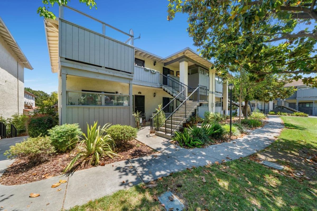 363 Kenbrook Circle - Photo 1