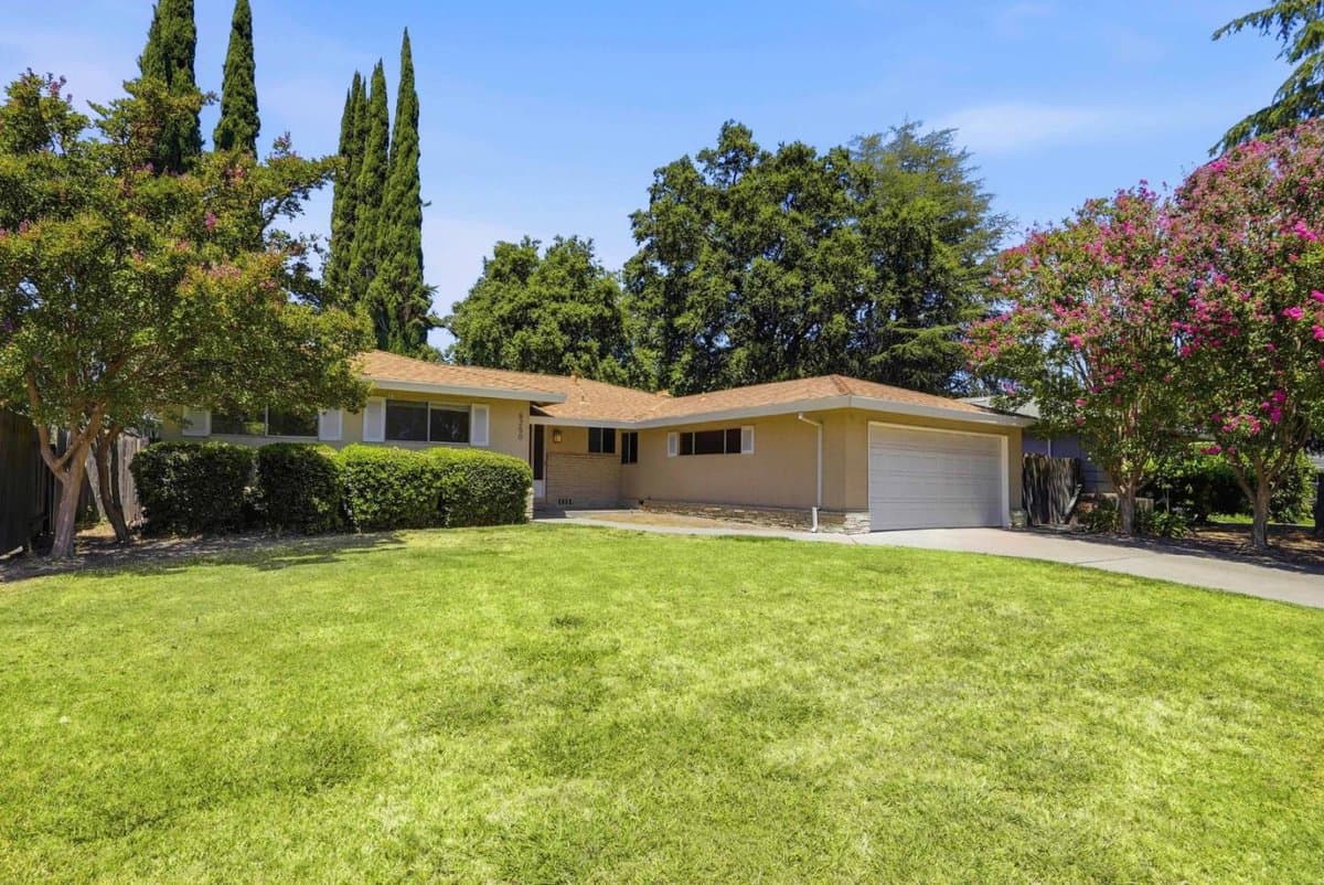 6250 Riverside Boulevard - Photo 2
