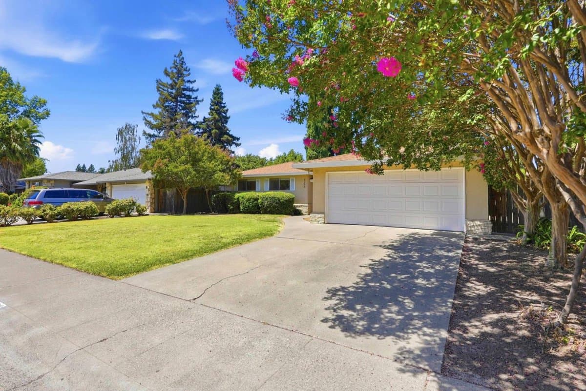 6250 Riverside Boulevard - Photo 3